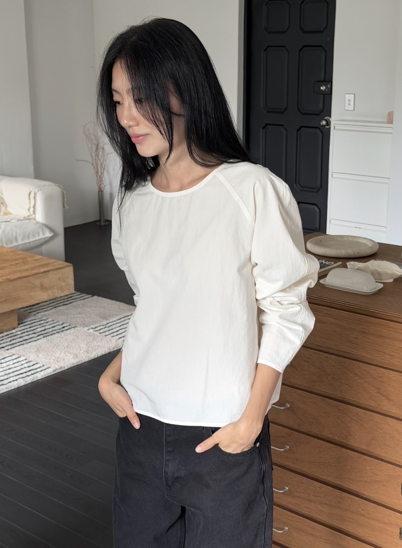 AMY GRACE-A東大門實拍女裝新款人氣推薦時尚襯衫蕾絲衫AMY GRACE襯衫/蕾絲衫