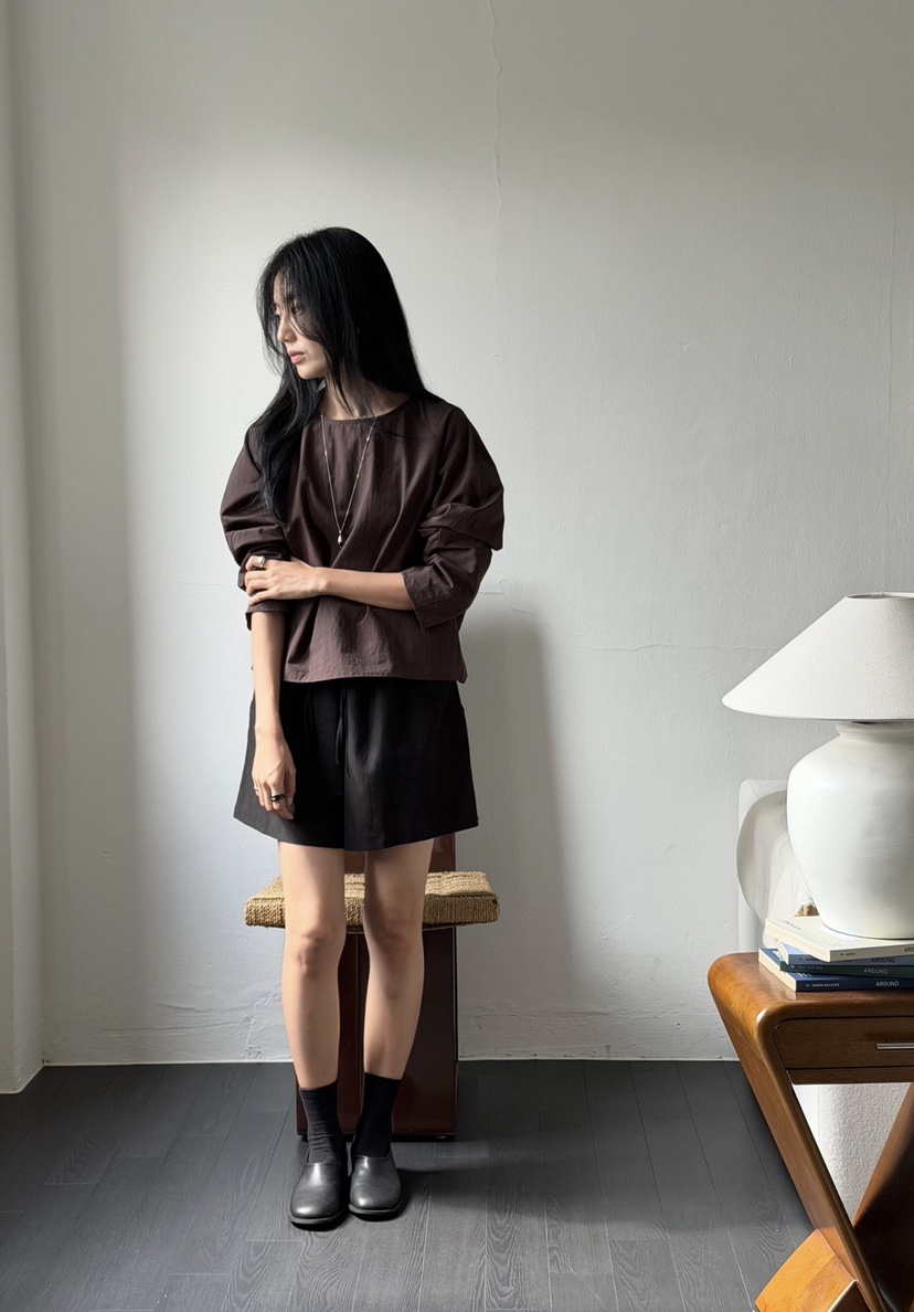 AMY GRACE-A東大門實拍女裝新款人氣推薦時尚襯衫蕾絲衫AMY GRACE襯衫/蕾絲衫