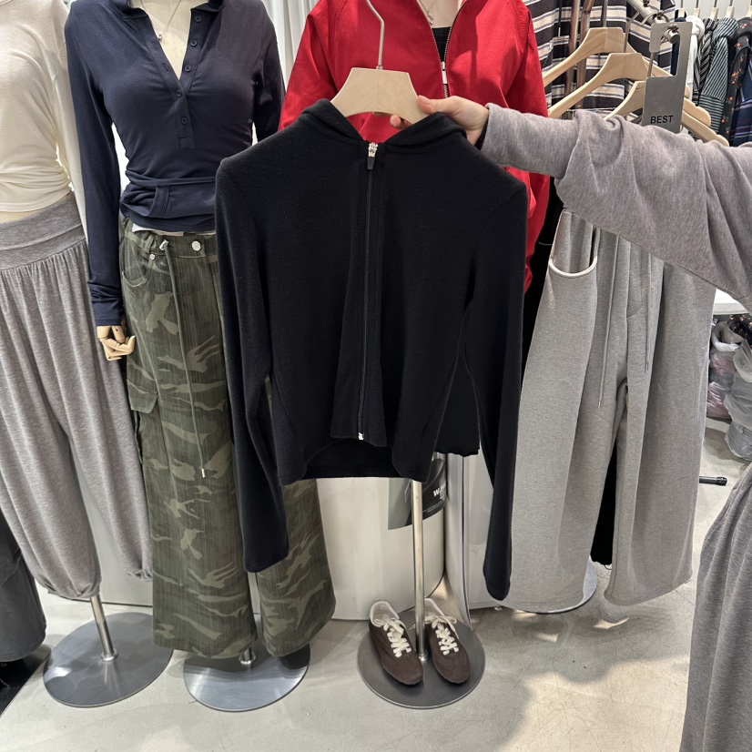 W.FATAL東大門直郵女士新款熱賣人氣衛衣連帽衫羊毛修身W.FATAL衛衣圖色3黑色