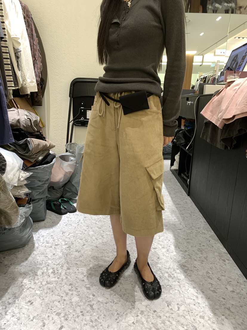 TAERI韓國直郵女裝新款休閑人氣時尚真品熱賣短褲燈芯絨工裝TAERI/CEDARWOOD短褲圖色3