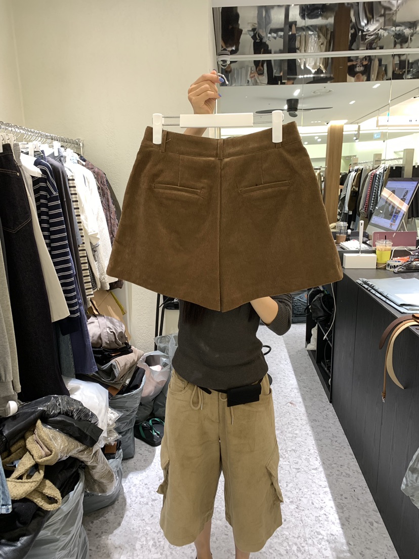 TAERI韓國代購女士新品真品時尚人氣休閑熱賣推薦短褲燈芯絨TAERI/CEDARWOOD短褲