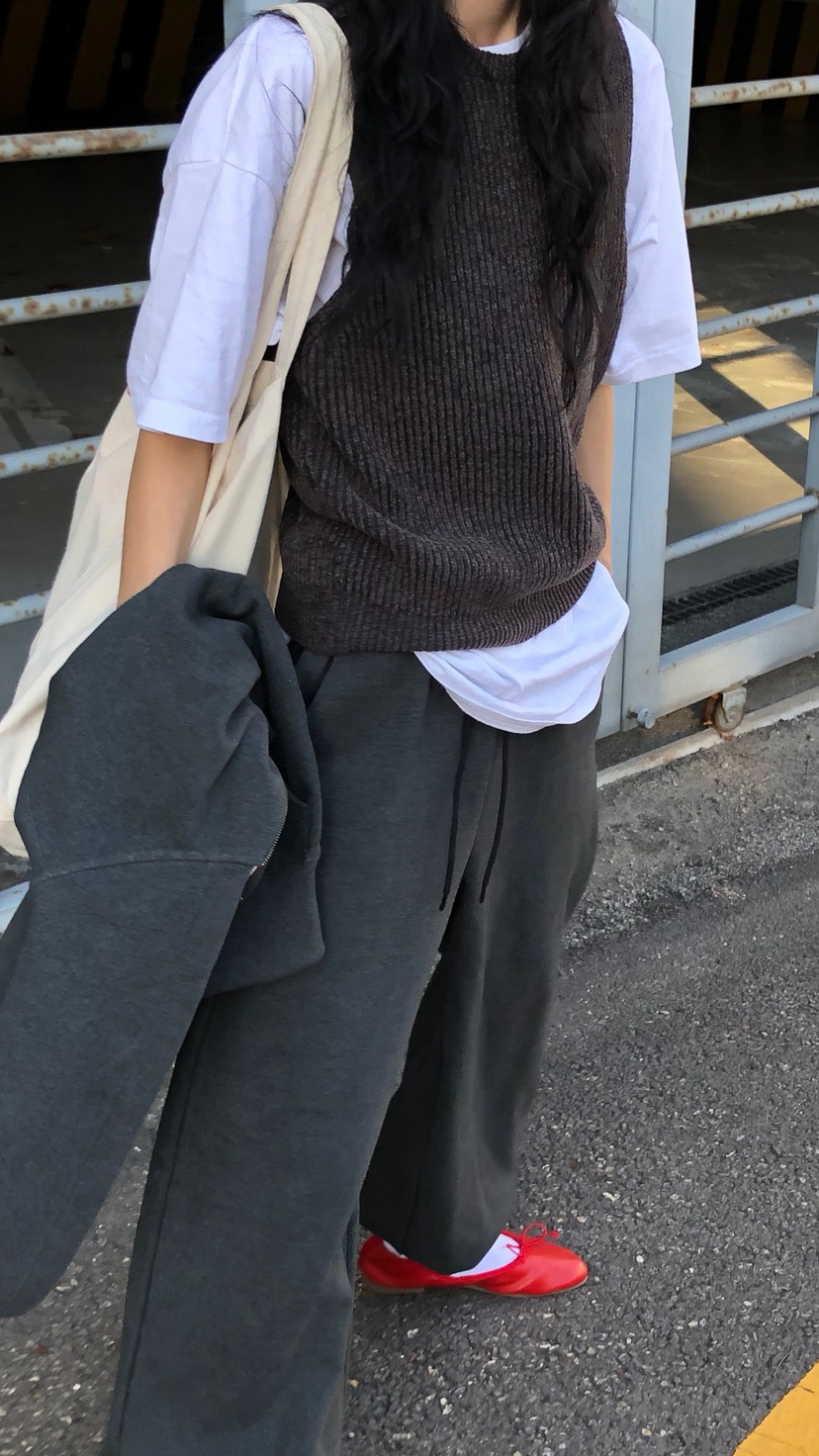 OVER RICH東大門代購女裝新品休閑時尚人氣熱賣吊帶背心OVER RICH吊帶/背心