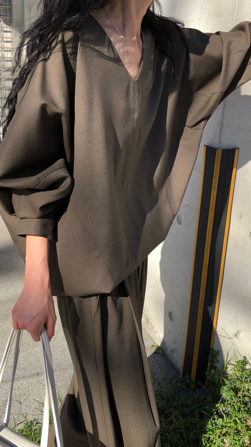 OVER RICH韓國代購女裝新品真品職業時尚人氣襯衫蕾絲衫OVER RICH襯衫/蕾絲衫