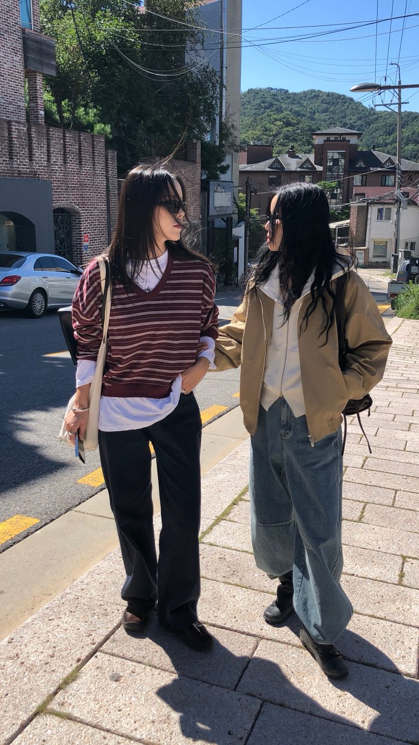 OVER RICH東大門實拍女裝新款推薦熱賣時尚人氣真品衛衣OVER RICH衛衣