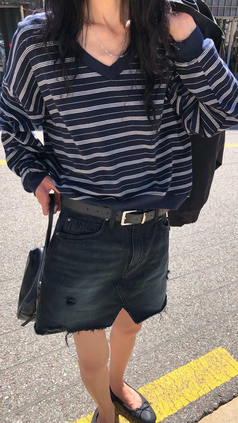 OVER RICH東大門實拍女裝新款推薦熱賣時尚人氣真品衛衣OVER RICH衛衣