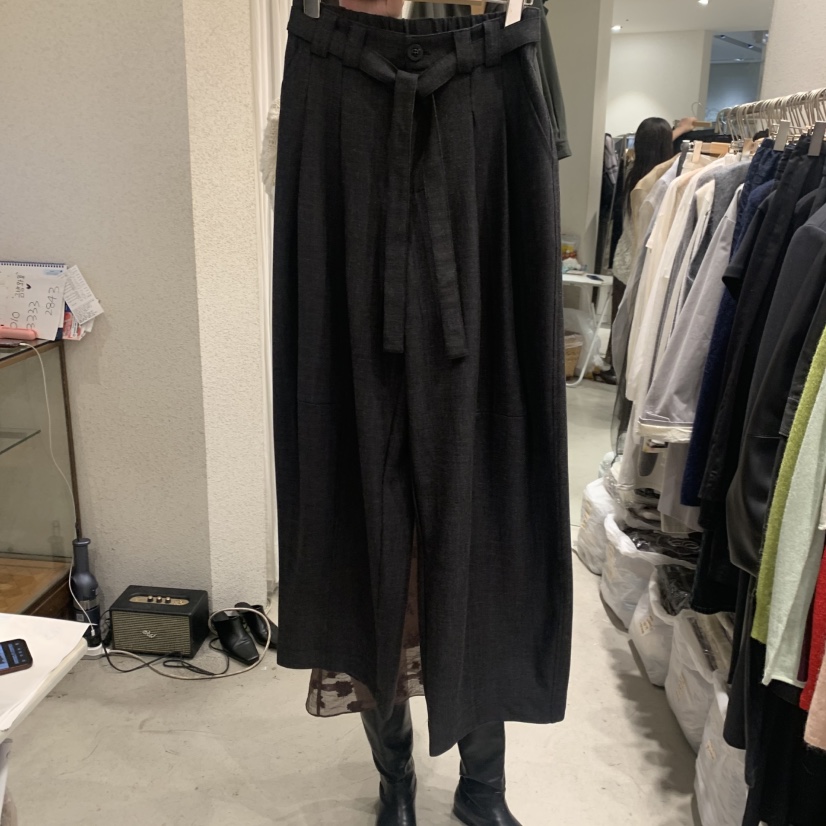 SSENIQUE韓國直郵女裝新款休閑人氣休閑褲含腰帶闊腿褲系帶SSENIQUE休閑褲圖色2黑