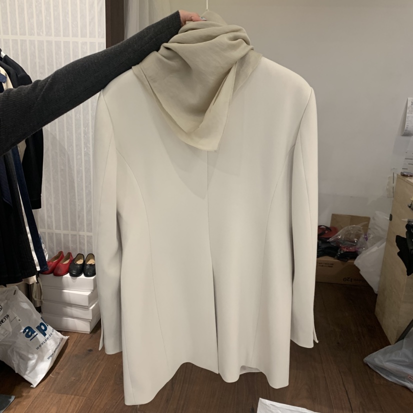 UNDERSTANDING韓國代購女士新品職業真品時尚熱賣夾克含圍巾UNDERSTANDING夾克