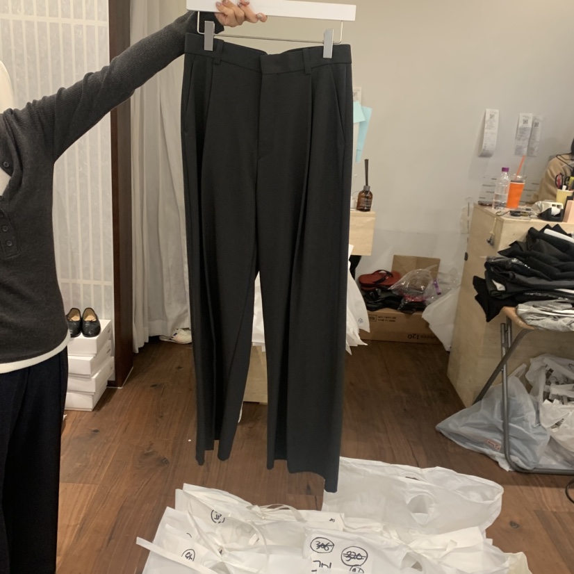 UNDERSTANDING東大門直郵女裝新品休閑熱賣職業人氣休閑褲UNDERSTANDING休閑褲圖色2墨