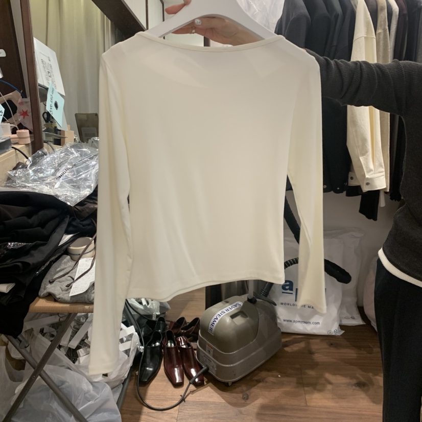 UNDERSTANDING東大門直郵女裝新品熱賣人氣推薦時尚長袖T恤UNDERSTANDING長袖T恤