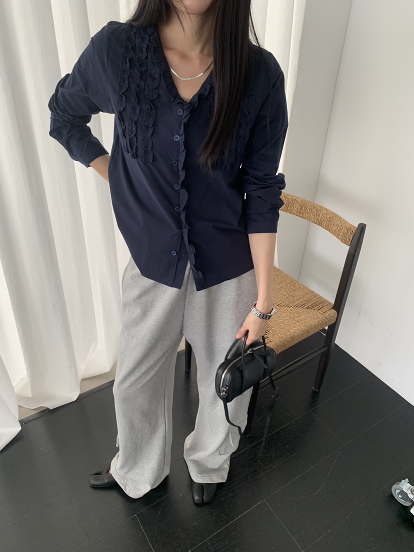 TRUE東大門直郵女裝新款熱賣推薦休閑人氣襯衫蕾絲衫經典TRUE襯衫/蕾絲衫