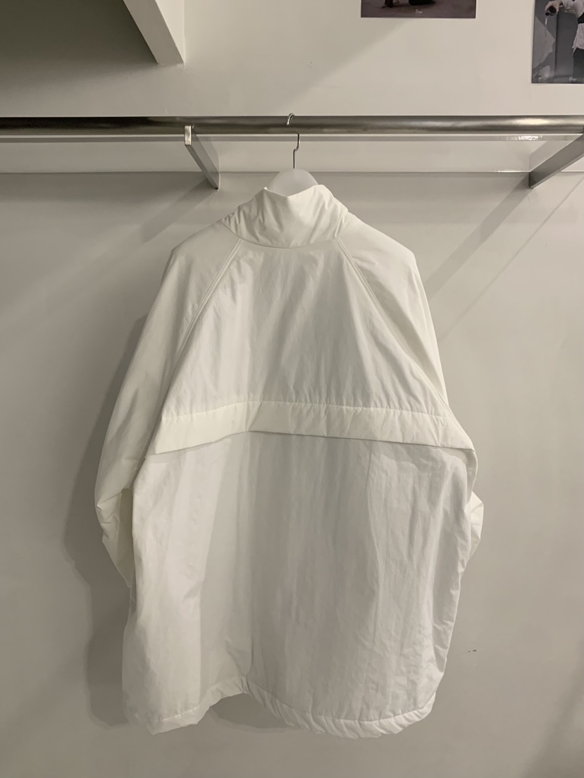 TRUE東大門直郵女裝新品真品熱賣時尚人氣推薦休閑夾克黑色TRUE夾克