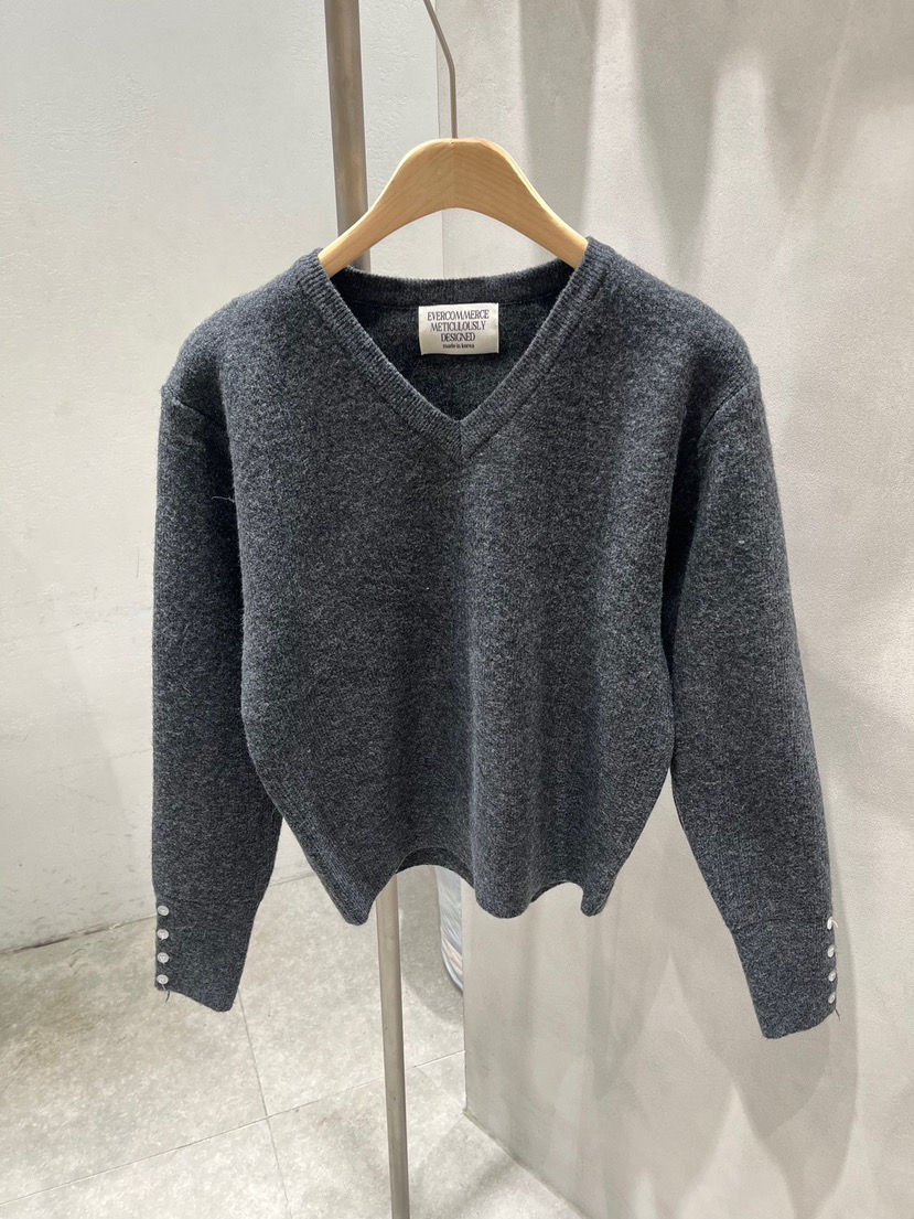 EVERCOMMERCE METICULOUSLY DESIGNED韓國直郵女裝新品人氣針織衫V領EVERCOMMERCE METICULOUSLY DESIGNED針織衫圖色3