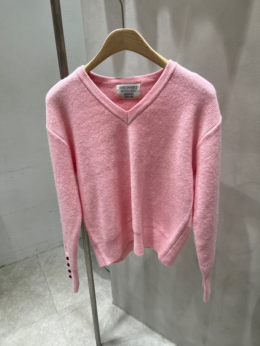 EVERCOMMERCE METICULOUSLY DESIGNED韓國直郵女裝新品人氣針織衫V領EVERCOMMERCE METICULOUSLY DESIGNED針織衫圖色5