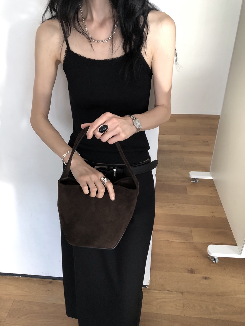 LE BUTTER韓國代購女裝新品推薦真品休閑吊帶背心蕾絲羅紋LE BUTTER吊帶/背心