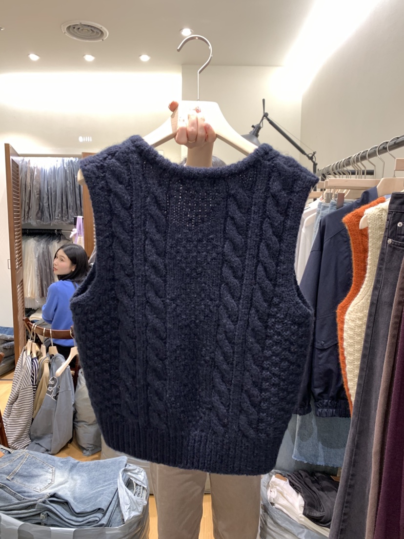 GILLI韓國直郵女士新品休閑時尚真品人氣推薦吊帶背心扭曲GILLI吊帶/背心