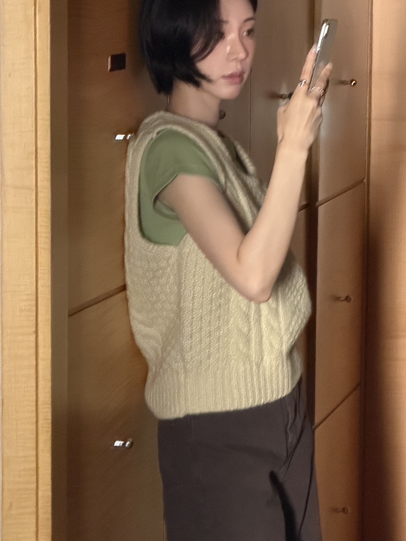 GILLI韓國直郵女士新品休閑時尚真品人氣推薦吊帶背心扭曲GILLI吊帶/背心