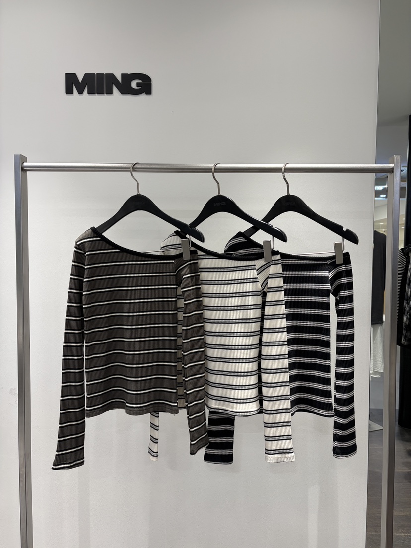 MING/MENG東大門實拍女裝新品人氣時尚推薦長袖T恤黑色翻領MING/MENG長袖T恤
