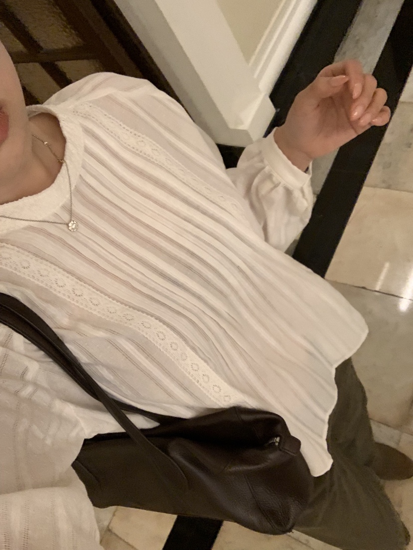 LA CREME東大門代購女裝新品推薦熱賣時尚襯衫蕾絲衫褶裥LA CREME襯衫/蕾絲衫