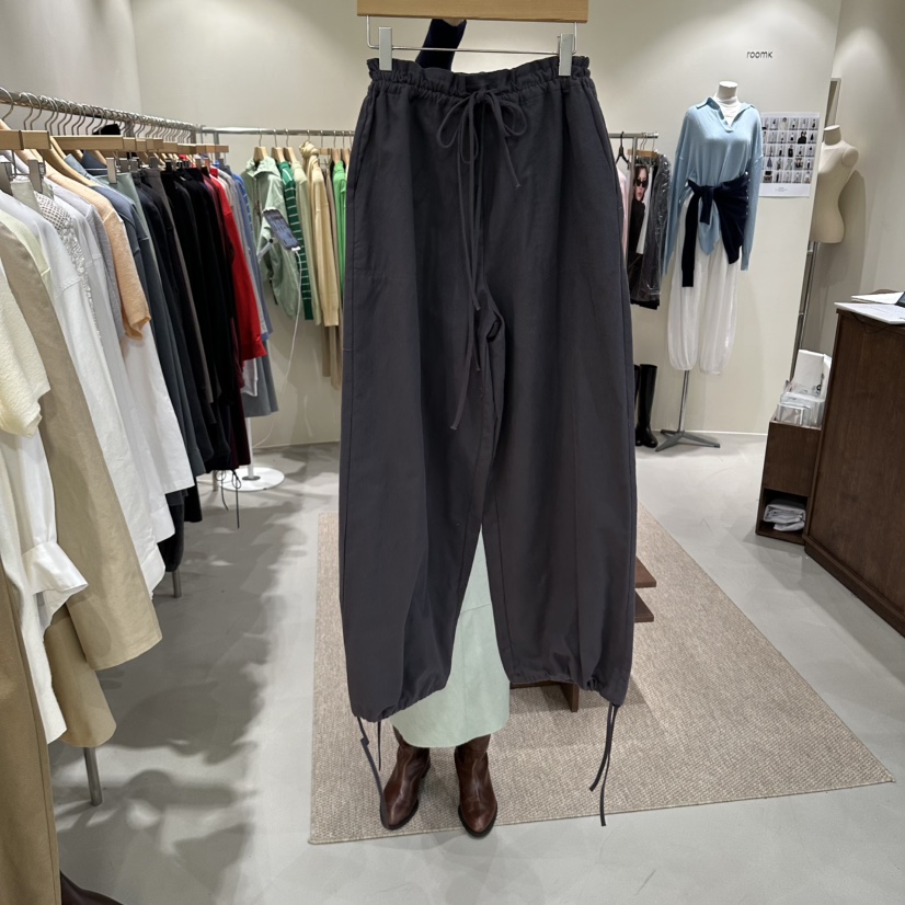 ROOM K-P韓國直郵女裝新品人氣熱賣真品推薦時尚休閑褲ROOM K-P休閑褲圖色2