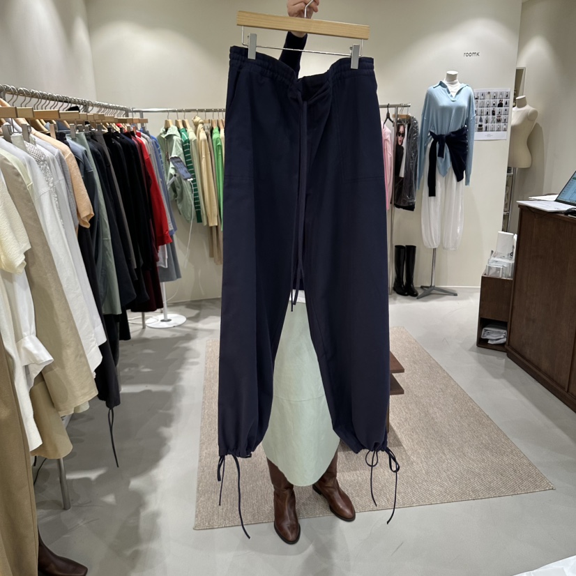 ROOM K-P韓國直郵女裝新品人氣熱賣真品推薦時尚休閑褲ROOM K-P休閑褲圖色3
