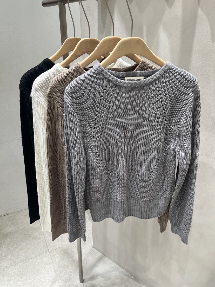 EVERCOMMERCE METICULOUSLY DESIGNED東大門直郵女裝新品真品針織衫EVERCOMMERCE METICULOUSLY DESIGNED針織衫