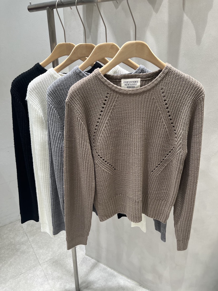 EVERCOMMERCE METICULOUSLY DESIGNED東大門直郵女裝新品真品針織衫EVERCOMMERCE METICULOUSLY DESIGNED針織衫