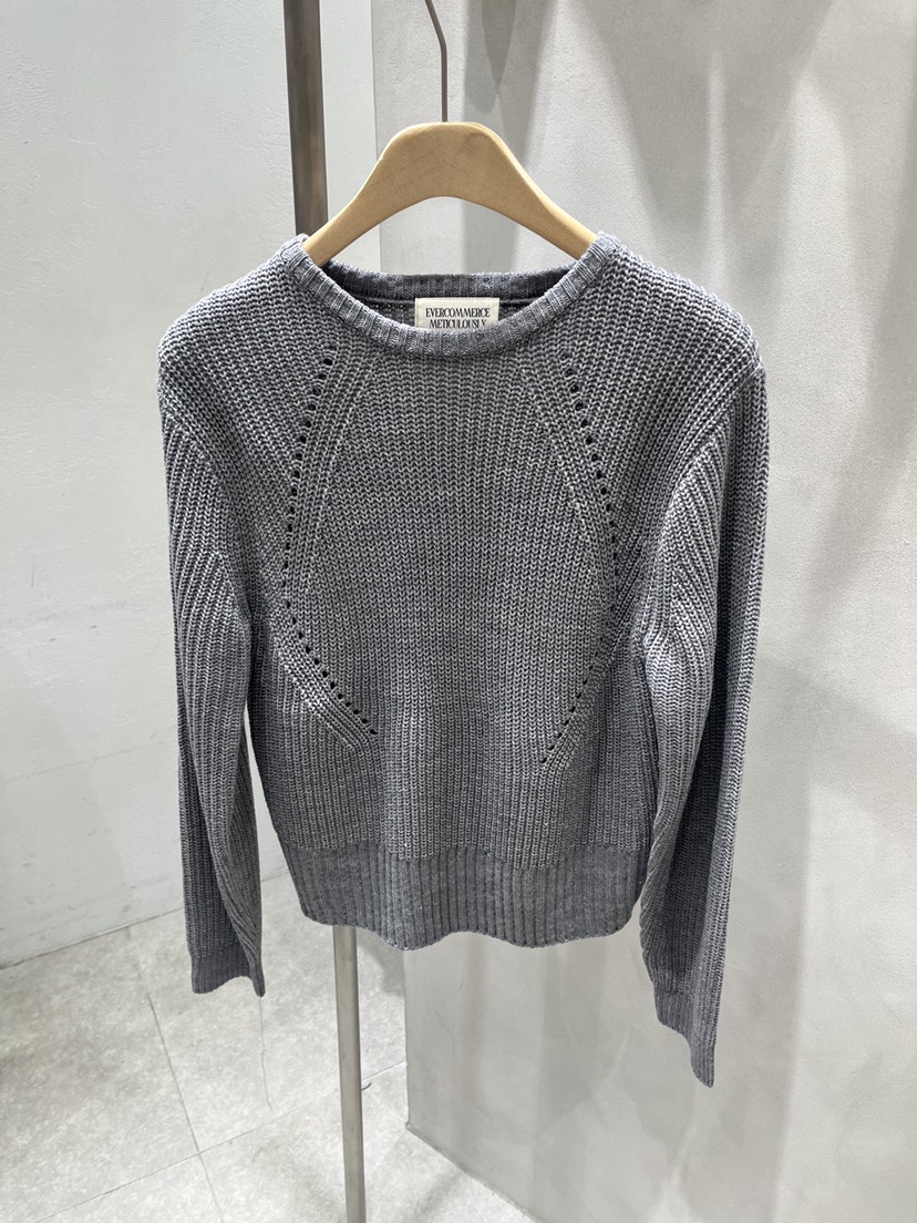 EVERCOMMERCE METICULOUSLY DESIGNED東大門直郵女裝新品真品針織衫EVERCOMMERCE METICULOUSLY DESIGNED針織衫圖色1
