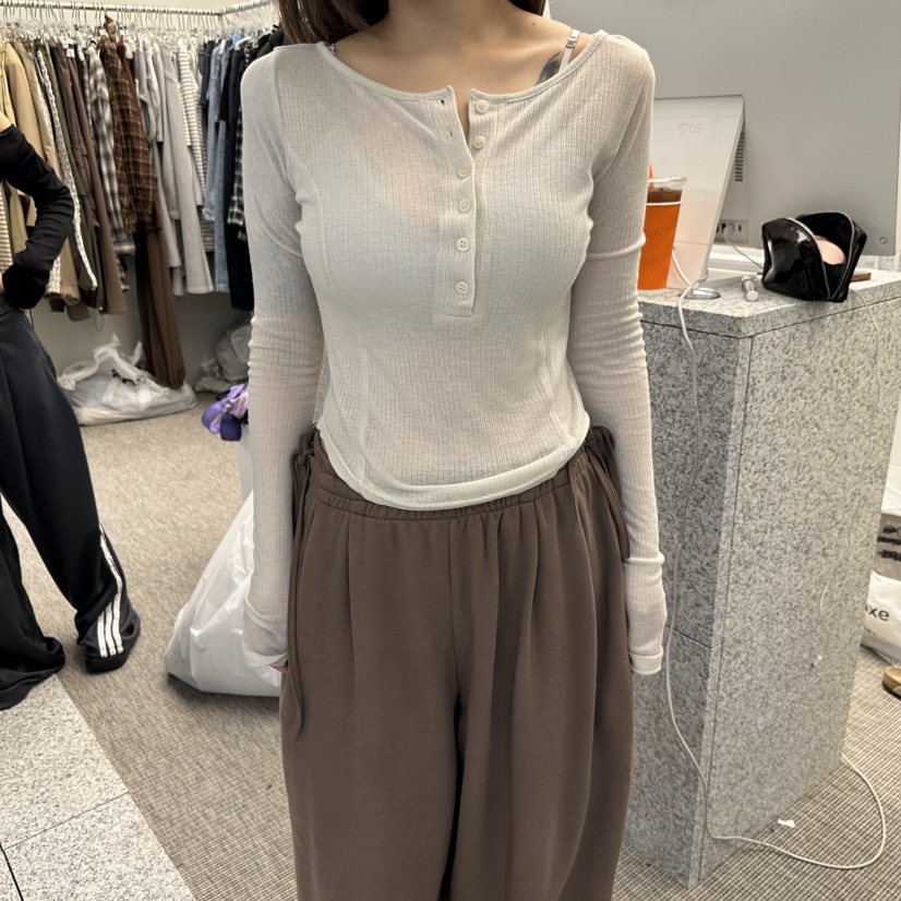 VIRKIN韓國代購女士新款真品推薦休閑熱賣長袖T恤透視紐扣VIRKIN長袖T恤圖色2