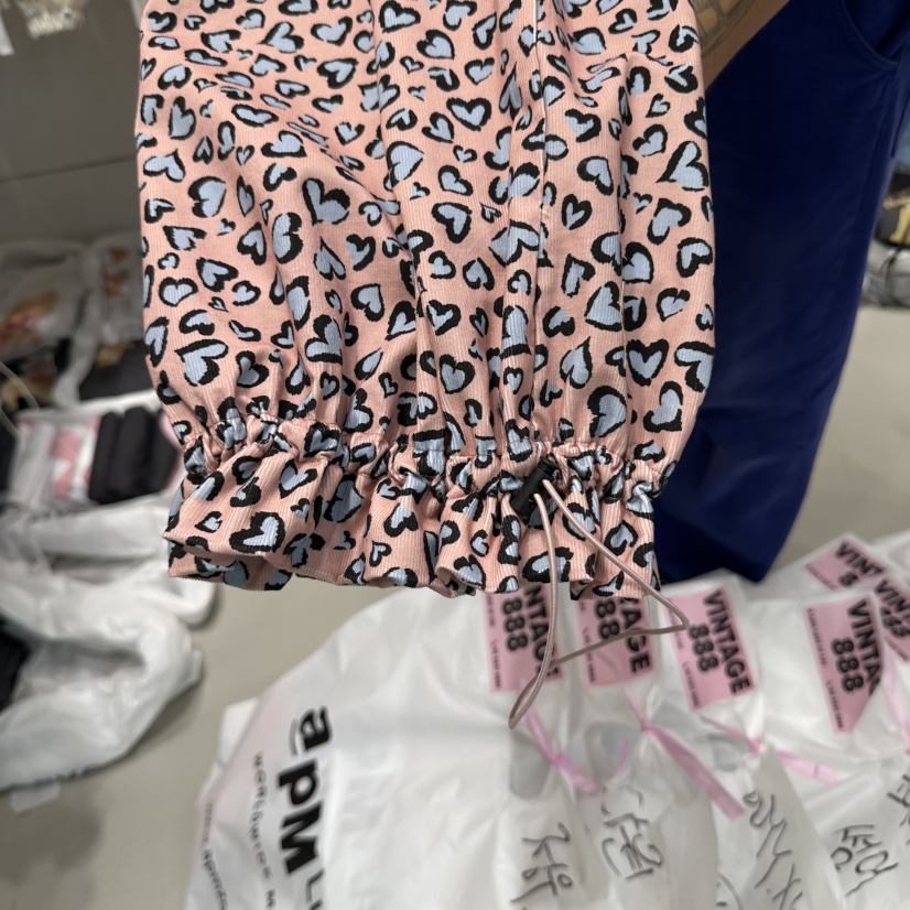 VINTAGE 888東大門直郵女士新品時尚真品人氣熱賣休閑褲VINTAGE 888休閑褲
