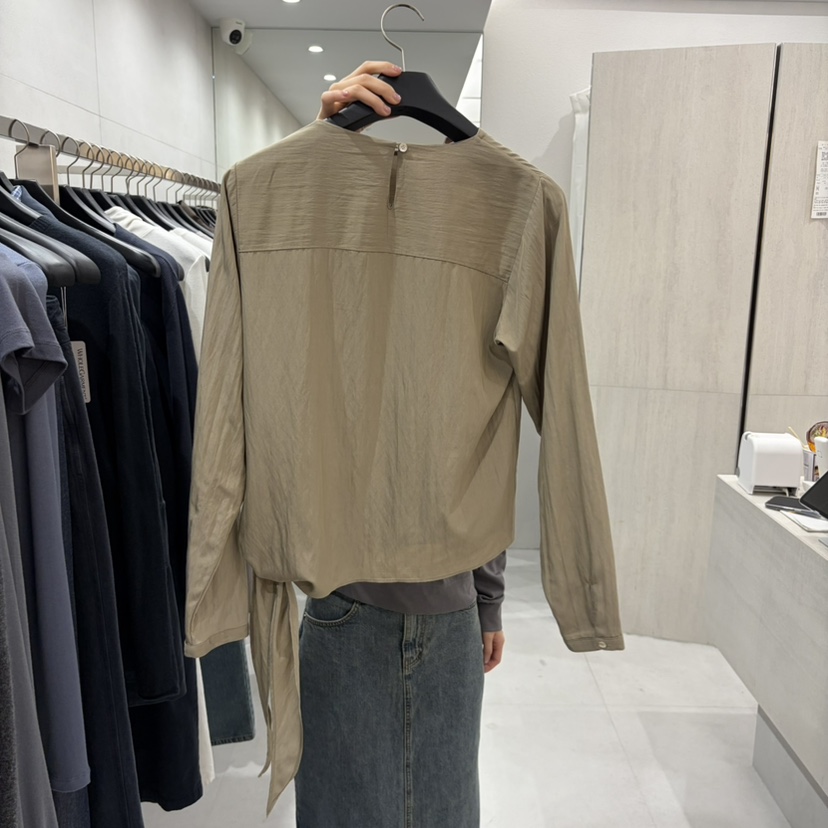 ETTER東大門實拍女裝新品時尚熱賣真品人氣推薦襯衫蕾絲衫ETTER襯衫/蕾絲衫