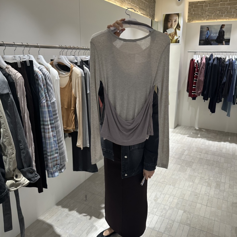 FLEEK韓國直郵女裝新品人氣推薦休閑真品時尚長袖T恤扭曲Fleek長袖T恤