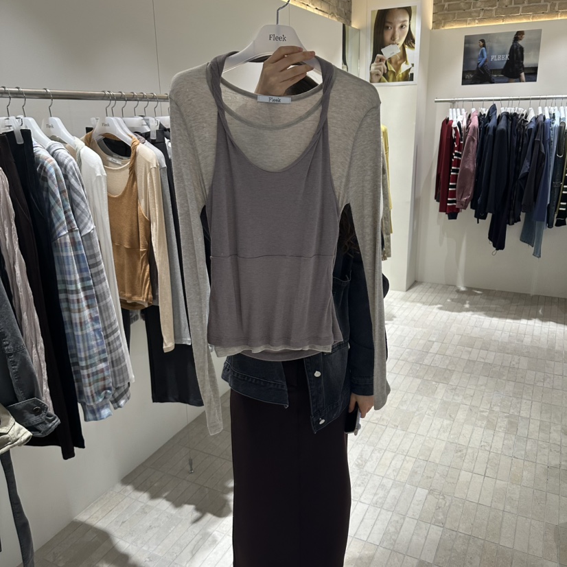 FLEEK韓國直郵女裝新品人氣推薦休閑真品時尚長袖T恤扭曲Fleek長袖T恤圖色2