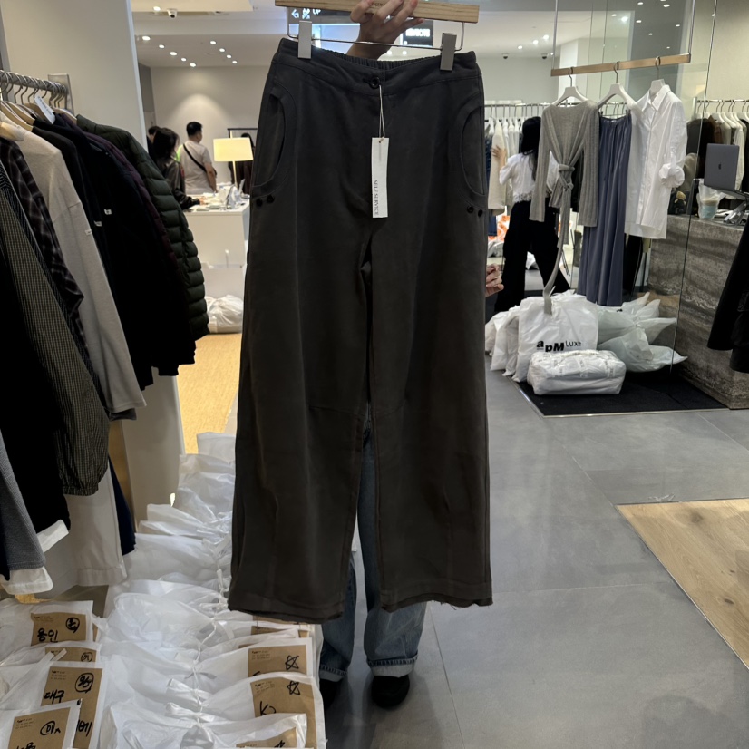 SELF SERVICE/MASOF東大門直郵女士新品人氣休閑休閑褲SELF SERVICE/MASOF休閑褲圖色3墨色