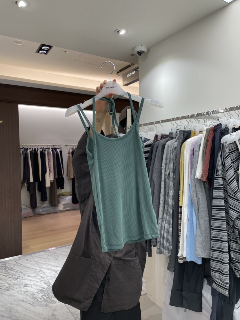 SOLD OUT東大門直郵女裝新品熱賣真品休閑吊帶背心露背無袖SOLD OUT吊帶/背心圖色4