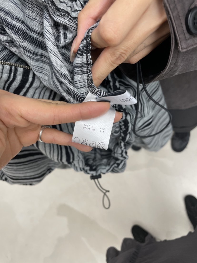 SOLD OUT東大門代購女裝新品時尚休閑熱賣衛衣拉鏈連帽衫SOLD OUT衛衣