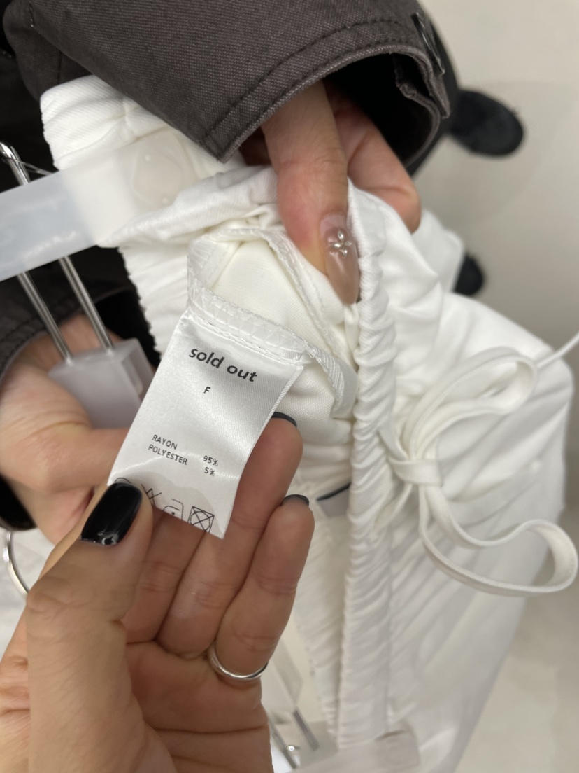 SOLD OUT韓國直郵女士新款熱賣真品時尚推薦人氣休閑短褲SOLD OUT短褲