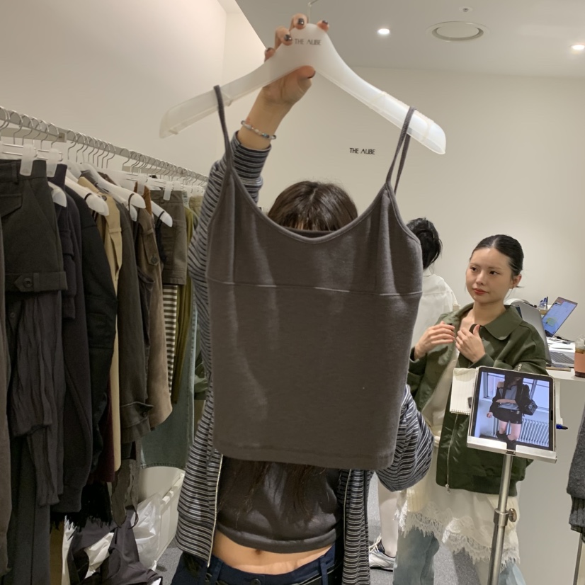 AUBE韓國代購女士新品推薦人氣真品時尚休閑熱賣吊帶背心THE AUBE吊帶/背心圖色3차콜墨