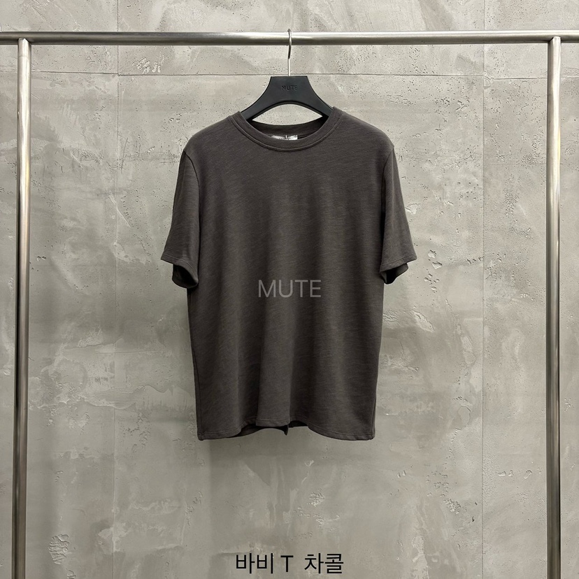 MUTE-P韓國直郵女裝新品熱賣時尚真品推薦休閑人氣T恤MUTET恤圖色4墨色