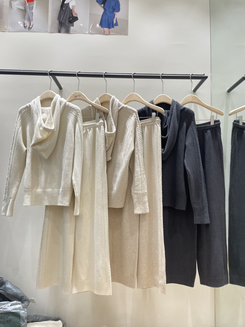 NEOUL東大門直郵女士新品真品休閑熱賣時尚人氣推薦套裝NEOUL/ahin雙領標簽套裝