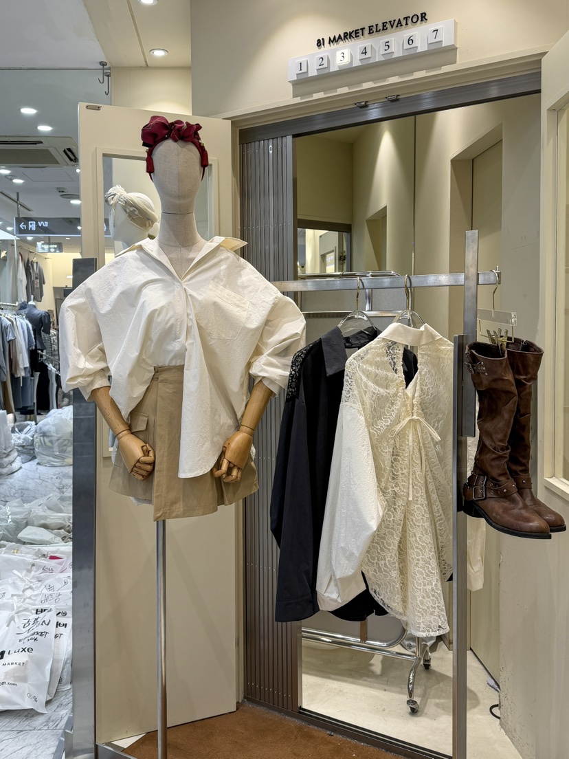 81 MARKET-L東大門實拍女裝新品熱賣人氣真品襯衫蕾絲衫81 MARKET-L襯衫/蕾絲衫