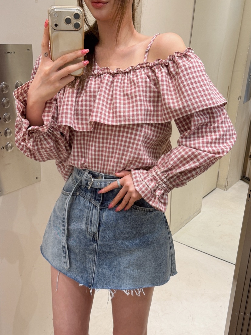 81 MARKET-L東大門實拍女裝新品熱賣休閑推薦襯衫蕾絲衫81 MARKET-L襯衫/蕾絲衫
