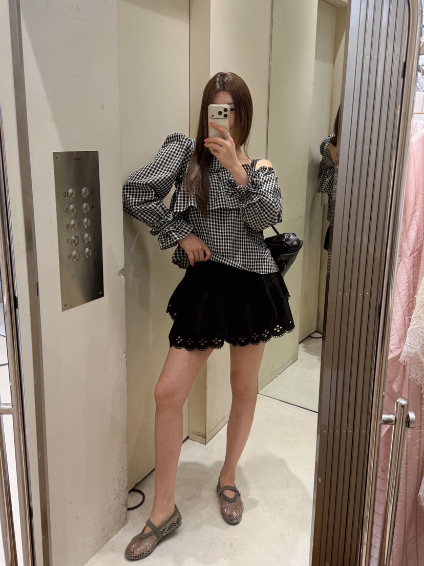 81 MARKET-L東大門實拍女裝新品熱賣休閑推薦襯衫蕾絲衫81 MARKET-L襯衫/蕾絲衫