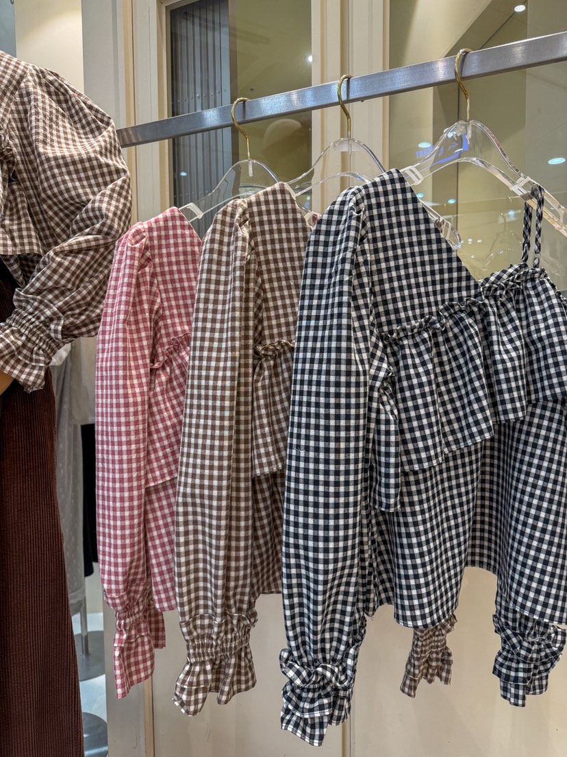 81 MARKET-L東大門實拍女裝新品熱賣休閑推薦襯衫蕾絲衫81 MARKET-L襯衫/蕾絲衫