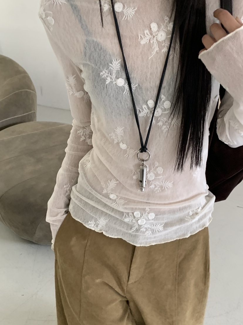RIVER RAIN東大門直郵女裝新款真品熱賣長袖T恤花朵透明RIVER RAIN長袖T恤