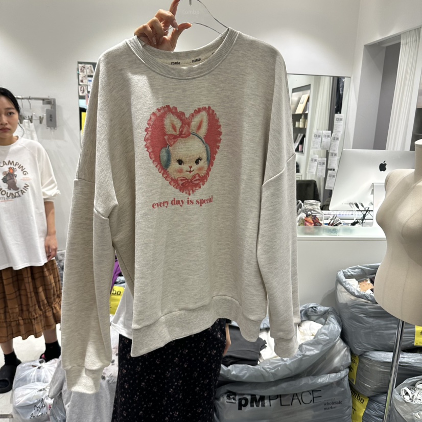 COMBO東大門實拍女士新款推薦真品熱賣人氣休閑時尚衛衣兔子COM_BO衛衣圖色2