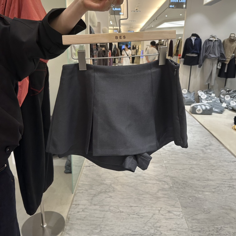 BES東大門實拍女裝新品人氣推薦真品熱賣時尚休閑裙褲BES SEOUL裙褲圖色2墨色