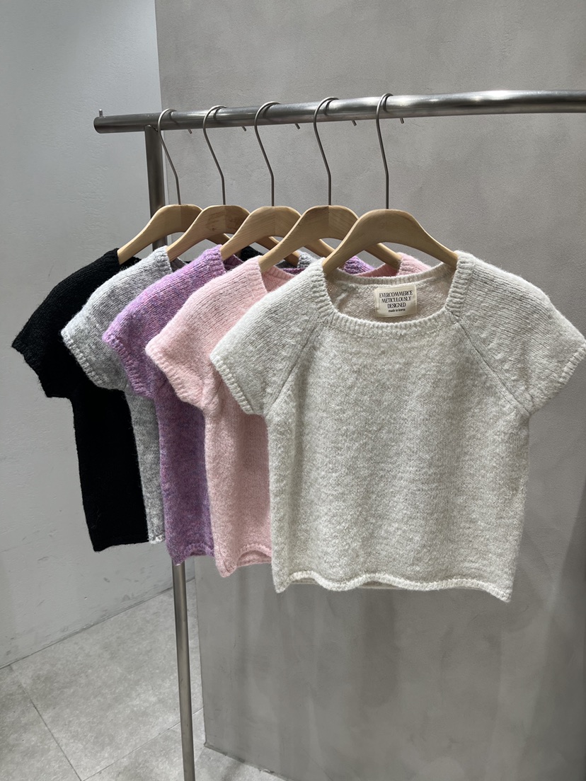 EVERCOMMERCE METICULOUSLY DESIGNED東大門直郵女裝新款真品針織衫羊毛EVERCOMMERCE METICULOUSLY DESIGNED針織衫