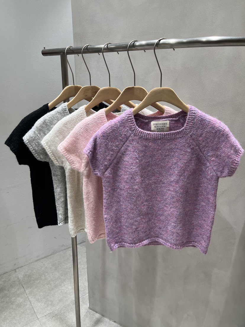 EVERCOMMERCE METICULOUSLY DESIGNED東大門直郵女裝新款真品針織衫羊毛EVERCOMMERCE METICULOUSLY DESIGNED針織衫
