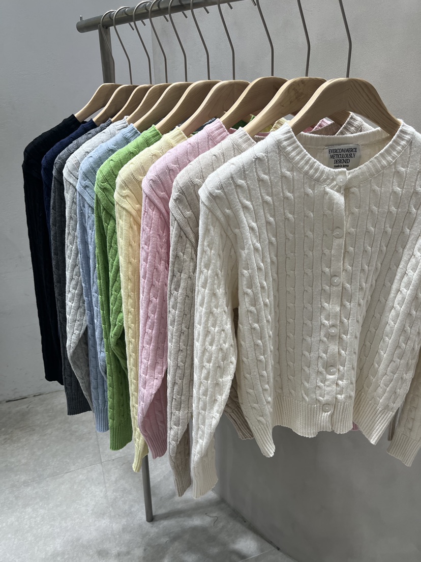 EVERCOMMERCE METICULOUSLY DESIGNED韓國代購女裝新款休閑針織衫麻花針織棉質開衫EVERCOMMERCE METICULOUSLY DESIGNED針織衫