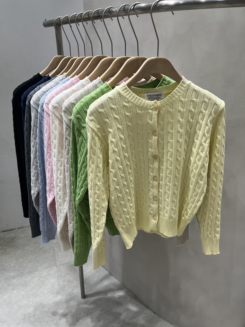 EVERCOMMERCE METICULOUSLY DESIGNED韓國代購女裝新款休閑針織衫麻花針織棉質開衫EVERCOMMERCE METICULOUSLY DESIGNED針織衫